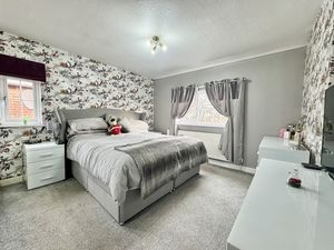 Photo 2- click for photo gallery